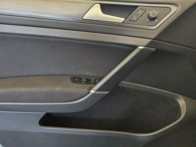 2019 VOLKSWAGEN GOLF - 12