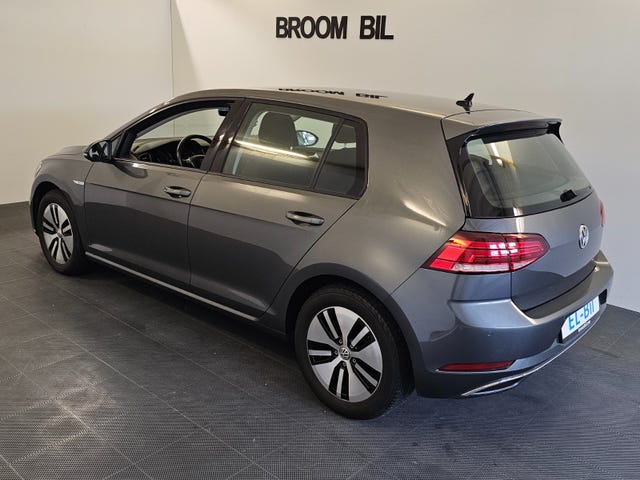 WVWZZZAUZK8911341 2019 VOLKSWAGEN GOLF-4