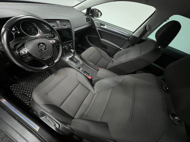 2018 VOLKSWAGEN GOLF - 11