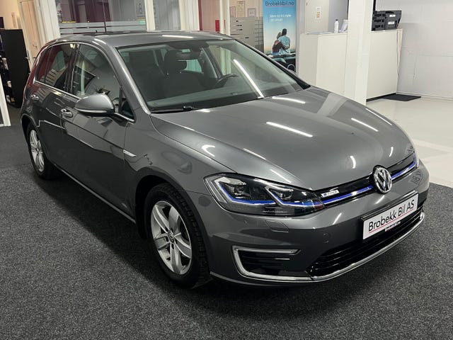 WVWZZZAUZJ8907302 2018 VOLKSWAGEN GOLF-3