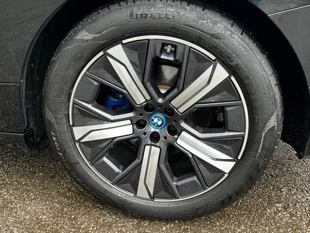 2022 BMW IX XDRIVE 40 - 21