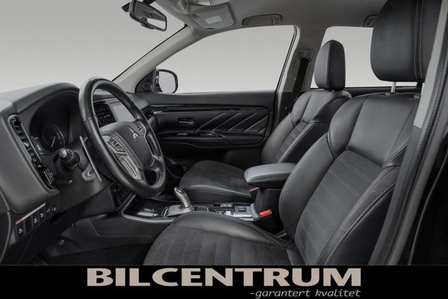2020 MITSUBISHI OUTLANDER - 11