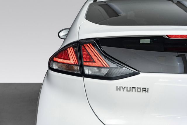 2021 HYUNDAI IONIQ - 10