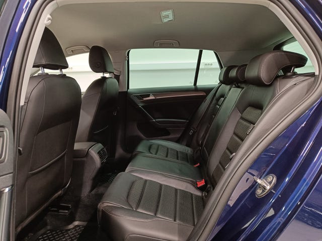 2018 VOLKSWAGEN GOLF - 16