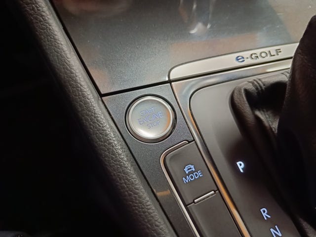 2018 VOLKSWAGEN GOLF - 42