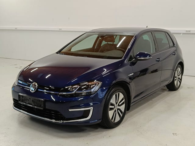 WVWZZZAUZJW905917 2018 VOLKSWAGEN GOLF-1