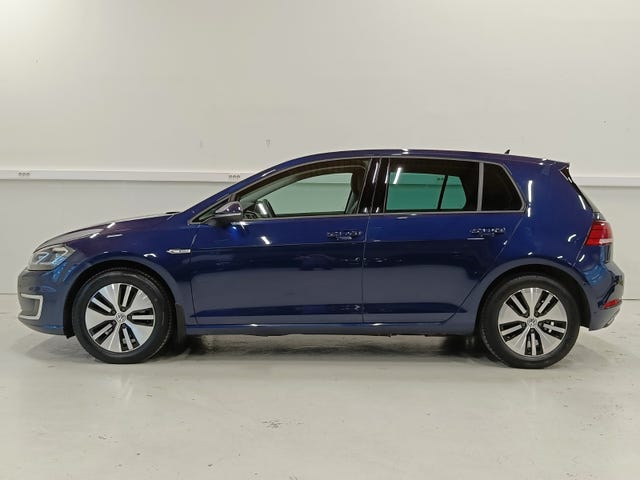 2018 VOLKSWAGEN GOLF - 9