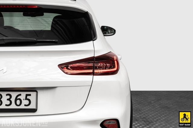 2022 KIA XCEED - 23