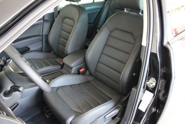 2019 VOLKSWAGEN GOLF - 8