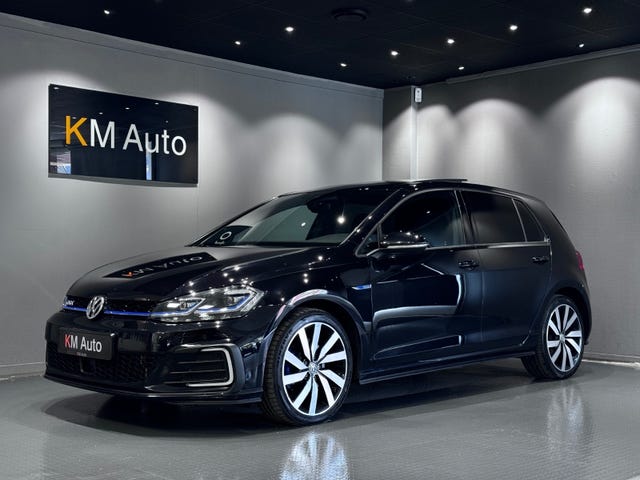WVWZZZAUZJW804696 2018 VOLKSWAGEN GOLF-3