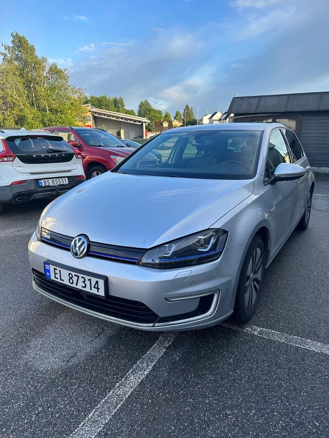 WVWZZZAUZGW908497 2016 VOLKSWAGEN GOLF-0