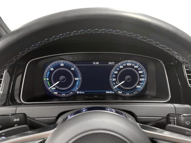 2018 VOLKSWAGEN GOLF - 10