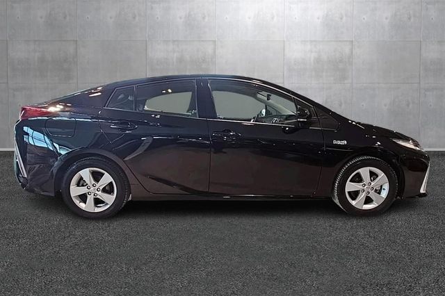 2022 TOYOTA PRIUS PLUG-IN HYBRID - 17