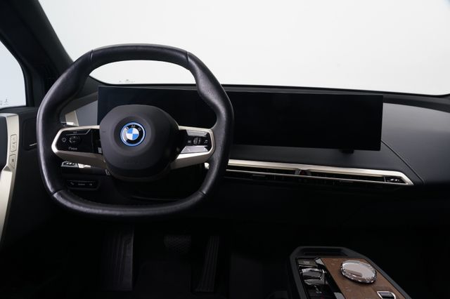 2022 BMW IX XDRIVE 40 - 11