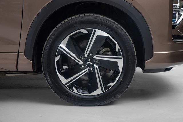 2021 MITSUBISHI ECLIPSE CROSS - 4