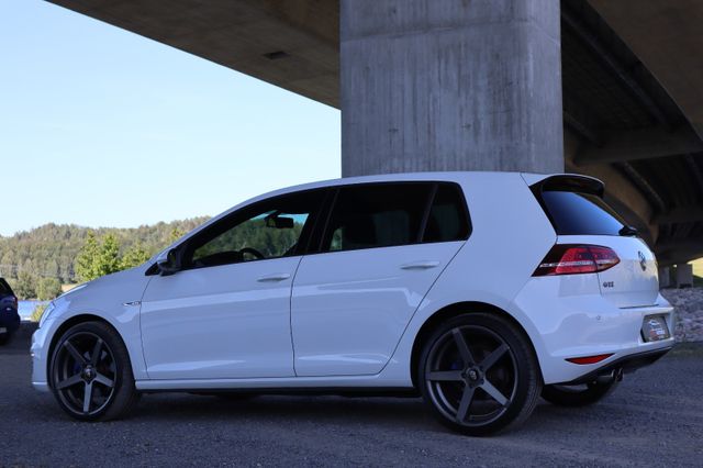 2016 VOLKSWAGEN GOLF - 17