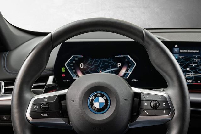 2023 BMW IX1 - 17