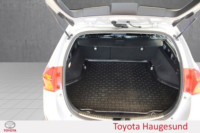 2014 TOYOTA AURIS - 25