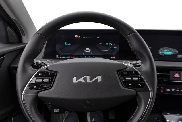 2022 KIA EV6 - 18