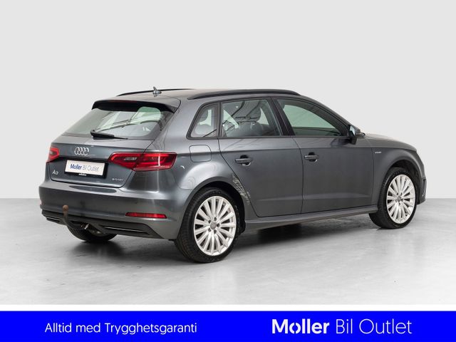 WAUZZZ8V9GA077811 2016 AUDI A3-1