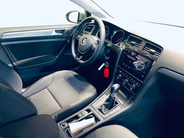 2019 VOLKSWAGEN GOLF - 16