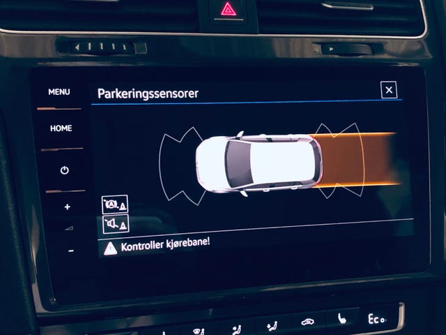 2019 VOLKSWAGEN GOLF - 19