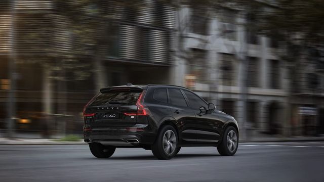 2021 VOLVO XC60 - 9