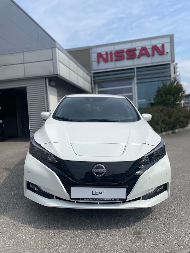 SJNFAAZE1U0166311 2022 NISSAN LEAF-2