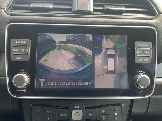 2022 NISSAN LEAF - 7
