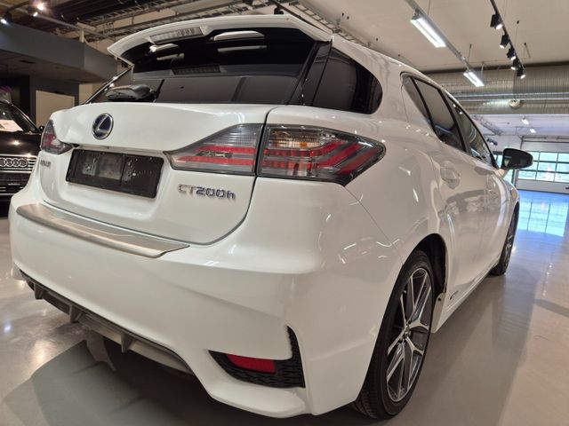 2014 LEXUS CT200H - 11