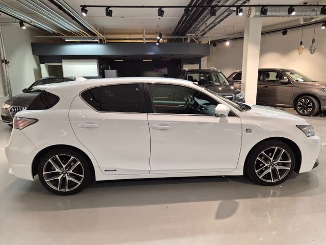 2014 LEXUS CT200H - 4