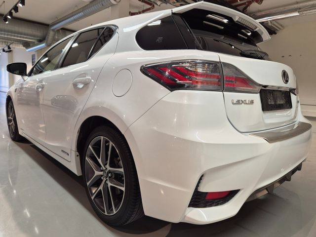 2014 LEXUS CT200H - 9