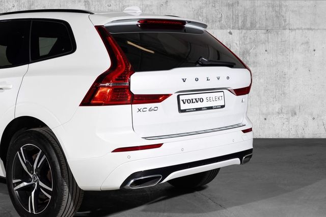 2021 VOLVO XC60 - 5