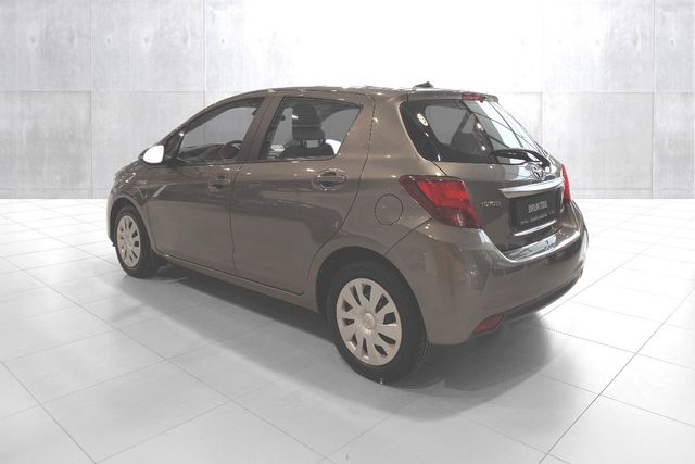 VNKKD3D310A212359 2016 TOYOTA YARIS-2