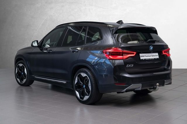 2021 BMW IX3 - 10