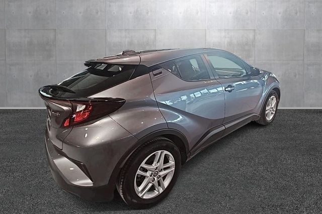 2022 TOYOTA C-HR - 17