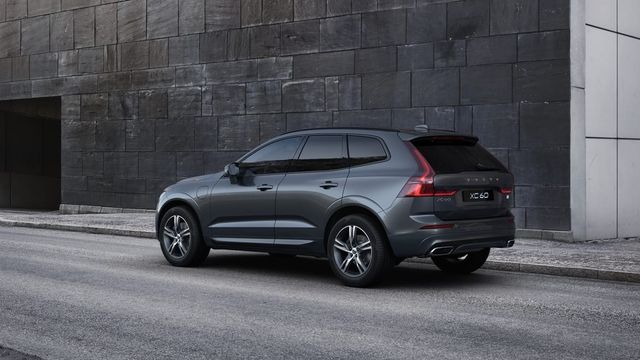 2021 VOLVO XC60 - 10