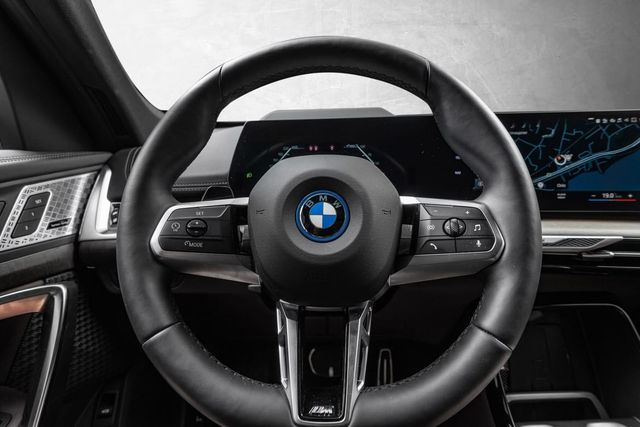 2024 BMW IX1 - 19