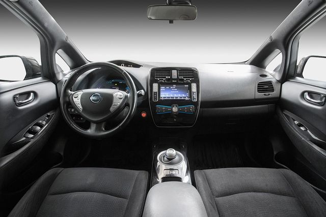 2016 NISSAN LEAF - 18