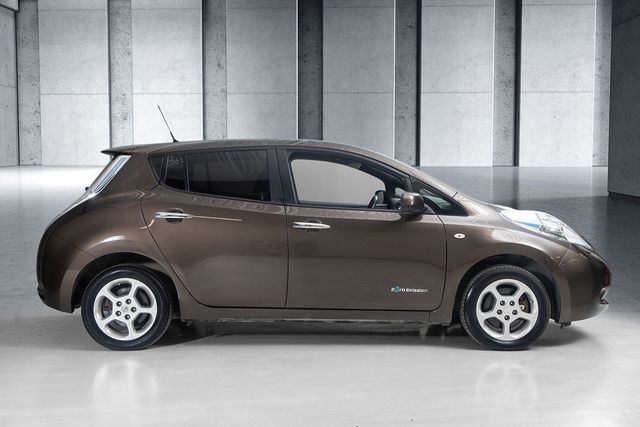 2016 NISSAN LEAF - 5