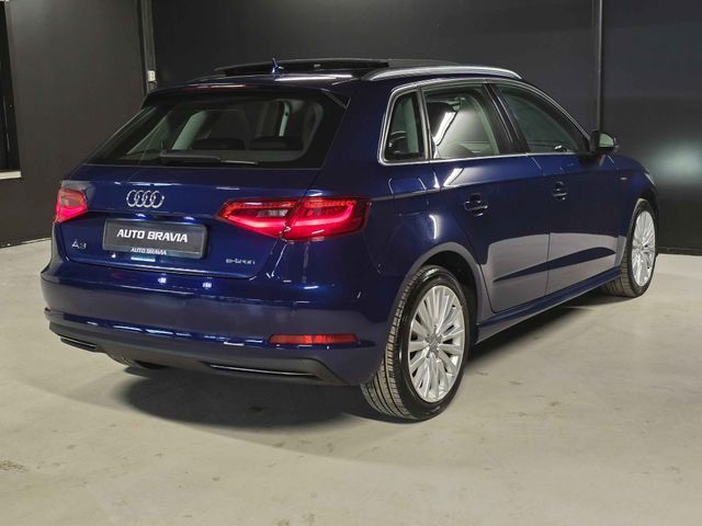 WAUZZZ8V6GA010163 2016 AUDI A3-4