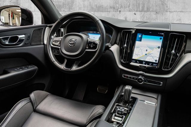 2021 VOLVO XC60 - 29