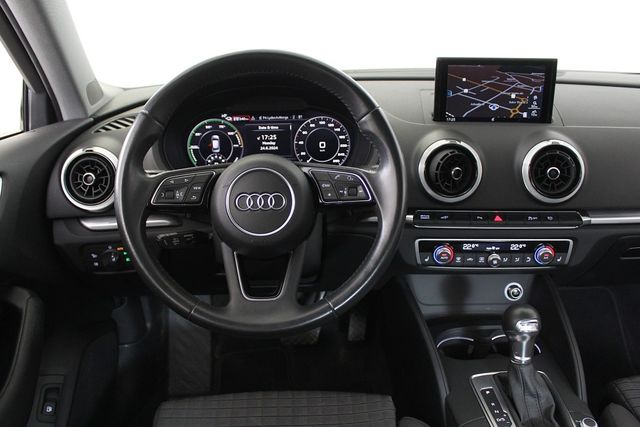 2018 AUDI A3 - 17