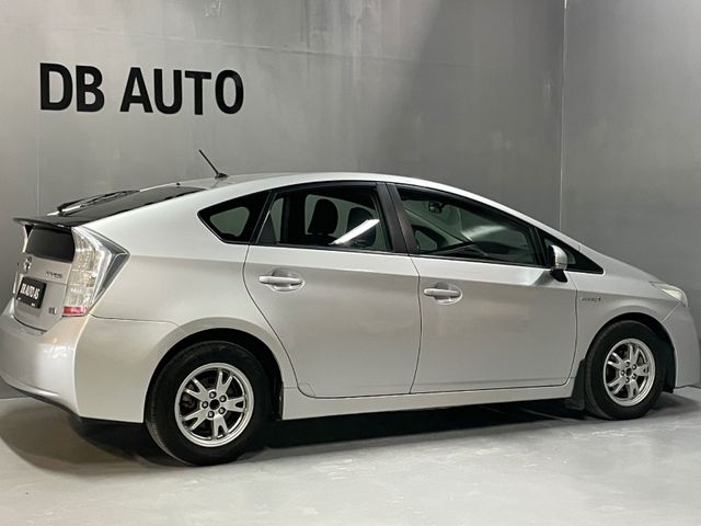 2011 TOYOTA PRIUS - 8