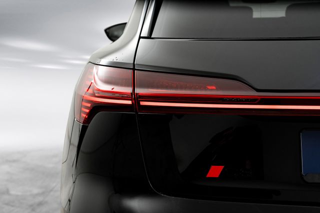 2024 AUDI Q8 E-TRON - 8