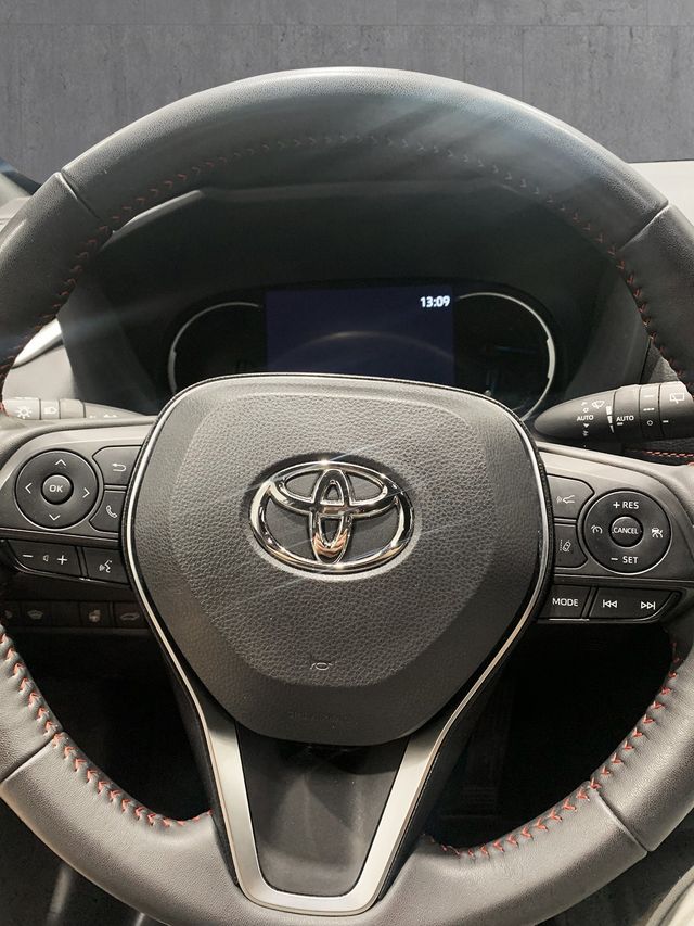 2022 TOYOTA RAV4 - 11