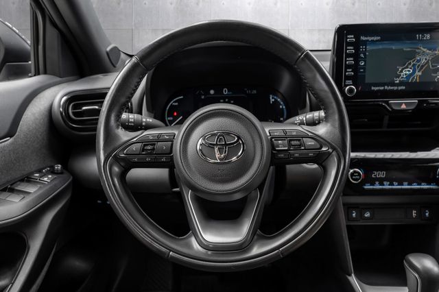 2022 TOYOTA YARIS CROSS - 10