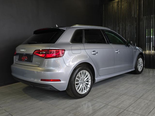 2015 AUDI A3 - 8