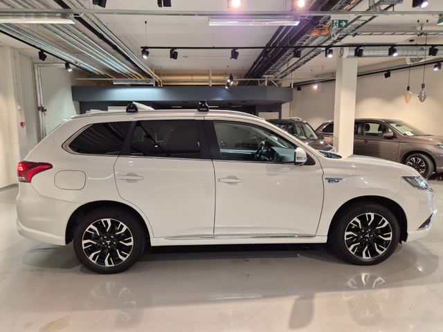 2016 MITSUBISHI OUTLANDER - 11