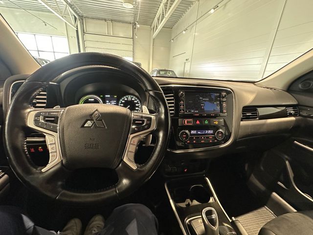 2016 MITSUBISHI OUTLANDER - 31